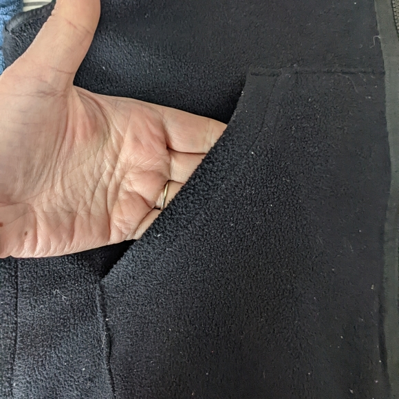 Men's Original Windbreaker Reversible Vest - Picture 6 of 11